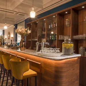 Otel Le Bristol, Avinyon