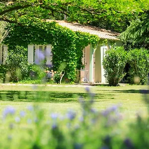  Vakantiehuis Les Du Domaine De Rhodes